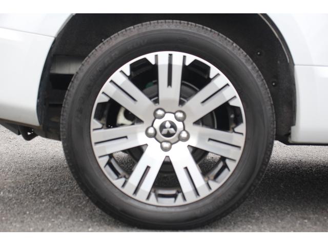 デリカD:5 P 後期型/禁煙車/10.1インチ純正ナビ/フルセグTV/ナビ取付パッケージ2/両側電動スライドドア/パワーバックドア/前席シートヒーター/ビルトインETC/バックカメラ/衝突軽減機能/LEDヘッドライト(17枚目)