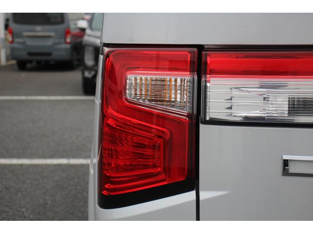 デリカD:5 P 後期型/禁煙車/10.1インチ純正ナビ/フルセグTV/ナビ取付パッケージ2/両側電動スライドドア/パワーバックドア/前席シートヒーター/ビルトインETC/バックカメラ/衝突軽減機能/LEDヘッドライト(27枚目)