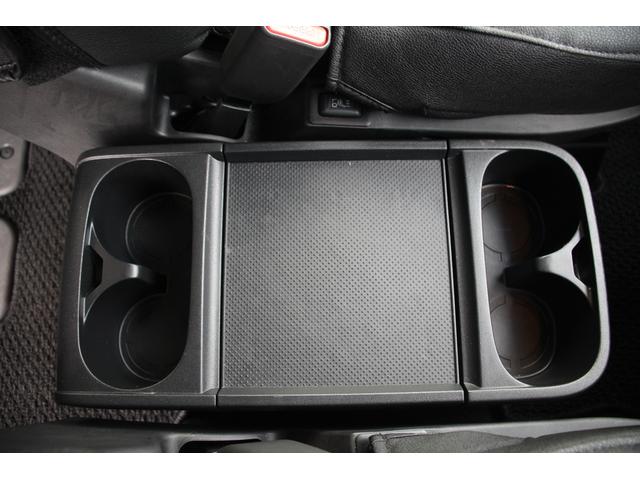 デリカD:5 P 後期型/禁煙車/10.1インチ純正ナビ/フルセグTV/ナビ取付パッケージ2/両側電動スライドドア/パワーバックドア/前席シートヒーター/ビルトインETC/バックカメラ/衝突軽減機能/LEDヘッドライト(66枚目)