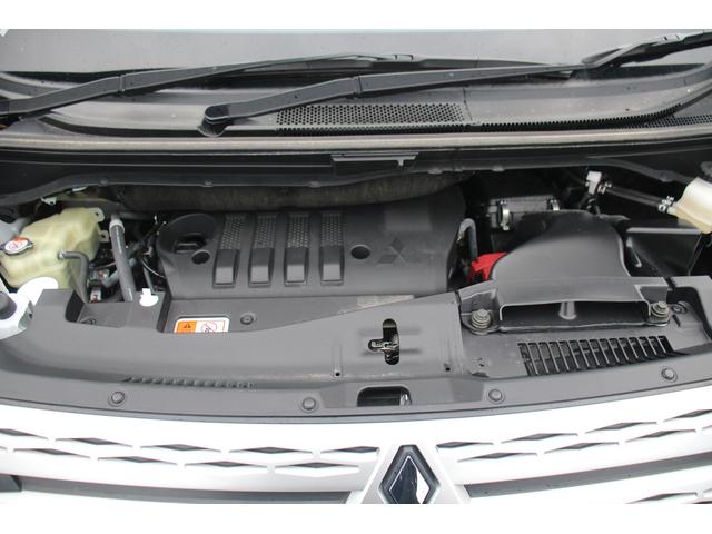 デリカD:5 P 後期型/禁煙車/10.1インチ純正ナビ/フルセグTV/ナビ取付パッケージ2/両側電動スライドドア/パワーバックドア/前席シートヒーター/ビルトインETC/バックカメラ/衝突軽減機能/LEDヘッドライト(78枚目)
