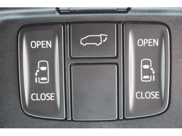 アルファードハイブリッド ＳＲ　後期型　禁煙車　純正１０型ナビ　Ｂカメラ　地デジ　温冷合皮シート　レーダークルーズコントロール　デジタルインナーミラー　両側電動　純正１７インチアルミホイール　３眼ＬＥＤヘッドライト（6枚目）