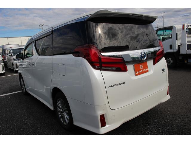 アルファードハイブリッド ＳＲ　後期型　禁煙車　純正１０型ナビ　Ｂカメラ　地デジ　温冷合皮シート　レーダークルーズコントロール　デジタルインナーミラー　両側電動　純正１７インチアルミホイール　３眼ＬＥＤヘッドライト（13枚目）