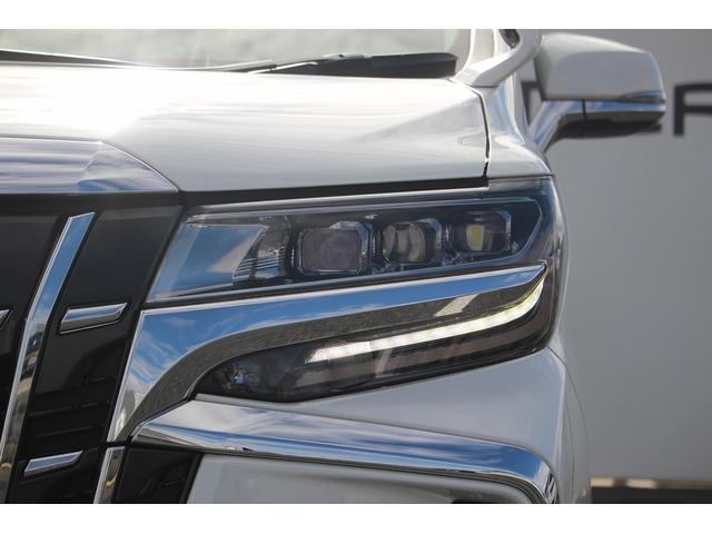 アルファードハイブリッド ＳＲ　後期型　禁煙車　純正１０型ナビ　Ｂカメラ　地デジ　温冷合皮シート　レーダークルーズコントロール　デジタルインナーミラー　両側電動　純正１７インチアルミホイール　３眼ＬＥＤヘッドライト（22枚目）