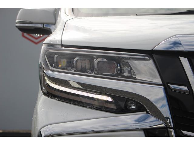 アルファードハイブリッド ＳＲ　後期型　禁煙車　純正１０型ナビ　Ｂカメラ　地デジ　温冷合皮シート　レーダークルーズコントロール　デジタルインナーミラー　両側電動　純正１７インチアルミホイール　３眼ＬＥＤヘッドライト（25枚目）