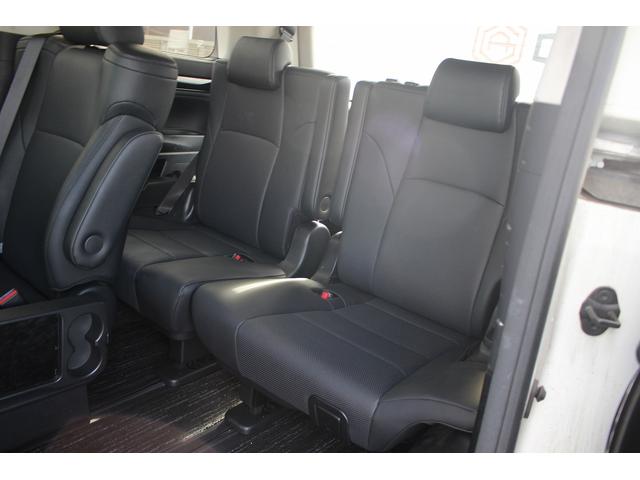 アルファードハイブリッド ＳＲ　後期型　禁煙車　純正１０型ナビ　Ｂカメラ　地デジ　温冷合皮シート　レーダークルーズコントロール　デジタルインナーミラー　両側電動　純正１７インチアルミホイール　３眼ＬＥＤヘッドライト（39枚目）