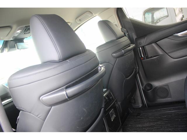アルファードハイブリッド ＳＲ　後期型　禁煙車　純正１０型ナビ　Ｂカメラ　地デジ　温冷合皮シート　レーダークルーズコントロール　デジタルインナーミラー　両側電動　純正１７インチアルミホイール　３眼ＬＥＤヘッドライト（42枚目）
