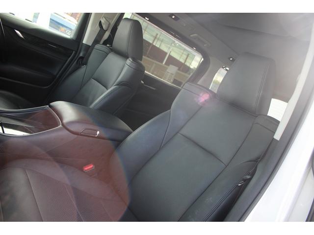 アルファードハイブリッド ＳＲ　後期型　禁煙車　純正１０型ナビ　Ｂカメラ　地デジ　温冷合皮シート　レーダークルーズコントロール　デジタルインナーミラー　両側電動　純正１７インチアルミホイール　３眼ＬＥＤヘッドライト（46枚目）