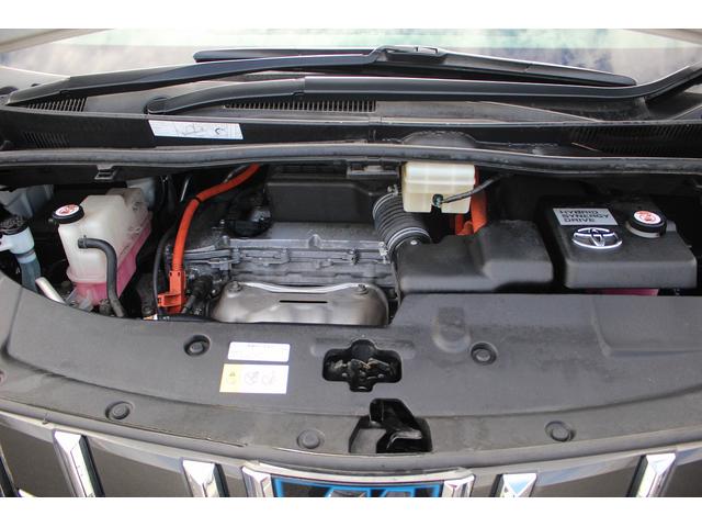 アルファードハイブリッド ＳＲ　後期型　禁煙車　純正１０型ナビ　Ｂカメラ　地デジ　温冷合皮シート　レーダークルーズコントロール　デジタルインナーミラー　両側電動　純正１７インチアルミホイール　３眼ＬＥＤヘッドライト（78枚目）