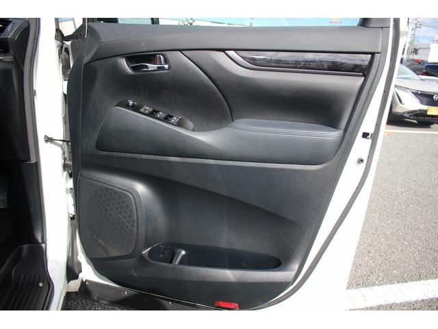 アルファード 2.5S 後期型 禁煙車 純正ディスプレイオーディオナビ無し Bカメラ 地デジ 後席モニター 両側電動 レーダークルーズコントロール ETC LEDヘッドライト  衝突軽減 クリアランスソナー(31枚目)