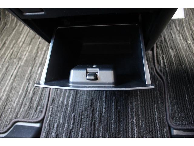 アルファード 2.5S 後期型 禁煙車 純正ディスプレイオーディオナビ無し Bカメラ 地デジ 後席モニター 両側電動 レーダークルーズコントロール ETC LEDヘッドライト  衝突軽減 クリアランスソナー(66枚目)