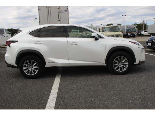 NX NX300h Iパッケージ 禁煙車 純正ナビ 地デジ バックカメラ サイドカメラ シートヒーター パワーシート LEDヘッドライト ETC レーダークルーズコントロール キーレスエントリー アイドリングストップ(14枚目)