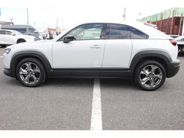 MX-30 モダンコンフィデンス 禁煙車 純正ナビ R5登録 アップルカープレイ ワンオーナー 地デジ アラウンドビューモニター レーダークルーズコントロール ステアリングヒーター ETC シートヒーター シートポジションメモリー(12枚目)