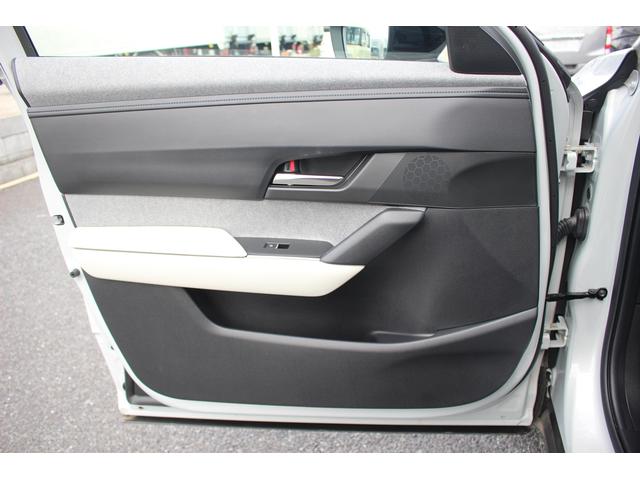 MX-30 モダンコンフィデンス 禁煙車 純正ナビ R5登録 アップルカープレイ ワンオーナー 地デジ アラウンドビューモニター レーダークルーズコントロール ステアリングヒーター ETC シートヒーター シートポジションメモリー(41枚目)
