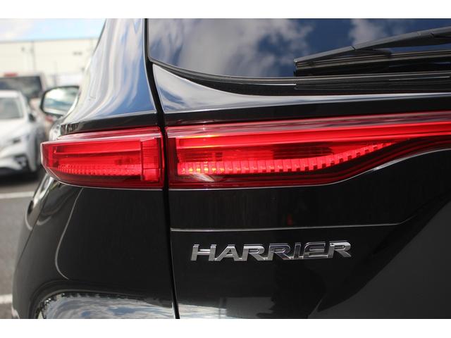 ハリアーハイブリッド Ｚ　禁煙車　純正ナビ　地デジ　ＪＢＬサウンド　調光パノラマルーフ　トヨタセーフティーセンス　全周囲カメラ　電動リアゲート　ＥＴＣ２．０　ハーフレザーシート　デジタルインミラー　ブラインドスポットモニター（30枚目）