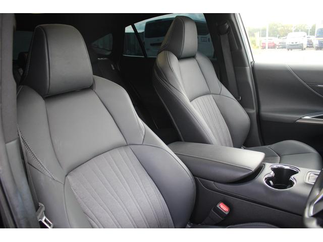 ハリアーハイブリッド Ｚ　禁煙車　純正ナビ　地デジ　ＪＢＬサウンド　調光パノラマルーフ　トヨタセーフティーセンス　全周囲カメラ　電動リアゲート　ＥＴＣ２．０　ハーフレザーシート　デジタルインミラー　ブラインドスポットモニター（35枚目）