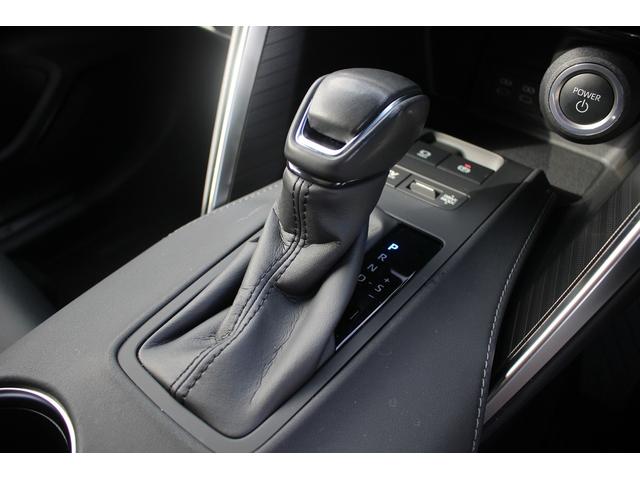 ハリアーハイブリッド Ｚ　禁煙車　純正ナビ　地デジ　ＪＢＬサウンド　調光パノラマルーフ　トヨタセーフティーセンス　全周囲カメラ　電動リアゲート　ＥＴＣ２．０　ハーフレザーシート　デジタルインミラー　ブラインドスポットモニター（46枚目）