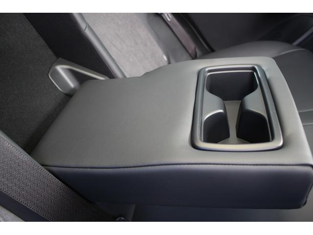 ハリアーハイブリッド Ｚ　禁煙車　純正ナビ　地デジ　ＪＢＬサウンド　調光パノラマルーフ　トヨタセーフティーセンス　全周囲カメラ　電動リアゲート　ＥＴＣ２．０　ハーフレザーシート　デジタルインミラー　ブラインドスポットモニター（67枚目）