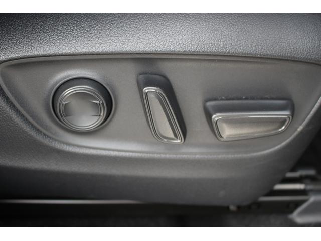 ハリアーハイブリッド Ｚ　後期型　禁煙車　１２．３インチナビＪＢＬサウンドシステム　インテリジェントクリアランスソナー　ヘットアップディスプレイ　バックカメラ　ＥＴＣ２．０　地デジ　レーダークルーズコントロール（7枚目）