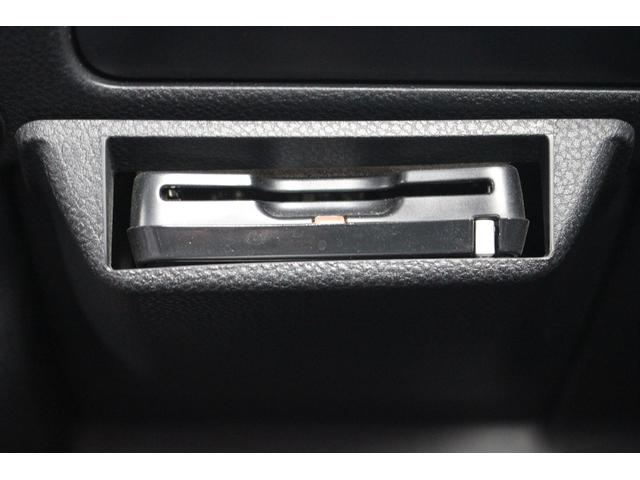 大好評のボディコーティング「ハイモースコート」もご納車までに施工可能。雨染みや線傷など中古車だからと諦めていませんか？ピカピカの状態でお乗り出しいただけます。