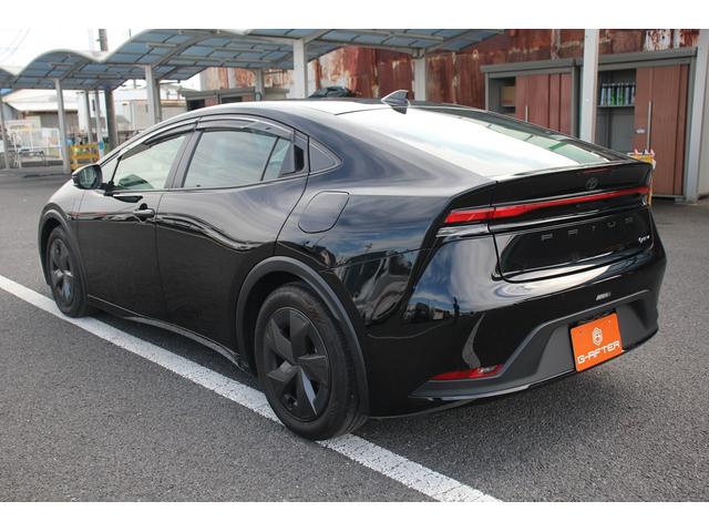 プリウス U 禁煙車 純正オーディオディスプレイ 地デジ シートヒーター 全周囲カメラ LEDヘッドライト レーダークルーズコントロール ETC2.0 100V電源 レーンアシスト 寒冷地仕様 アイドリングストップ(12枚目)