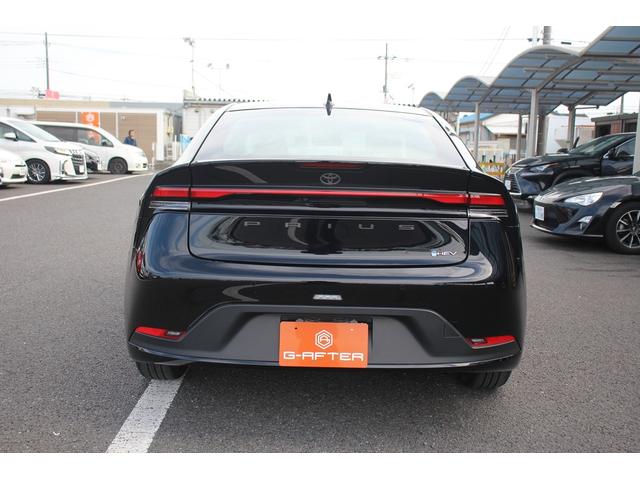 プリウス U 禁煙車 純正オーディオディスプレイ 地デジ シートヒーター 全周囲カメラ LEDヘッドライト レーダークルーズコントロール ETC2.0 100V電源 レーンアシスト 寒冷地仕様 アイドリングストップ(13枚目)