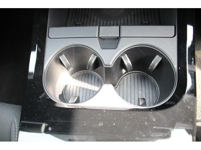 プリウス U 禁煙車 純正オーディオディスプレイ 地デジ シートヒーター 全周囲カメラ LEDヘッドライト レーダークルーズコントロール ETC2.0 100V電源 レーンアシスト 寒冷地仕様 アイドリングストップ(53枚目)