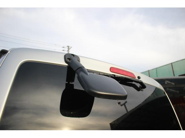 ハイエースバン 　禁煙車　純正ナビ　地デジ　バックカメラ　クリアランスソナー　Ｂｌｕｅｔｏｏｔｈ接続　ＨＩＤヘッドライト　ＥＴＣ　電動格納ミラー　フォグライト　両側スライドドア　オートライト（30枚目）