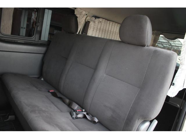 ハイエースバン 　禁煙車　純正ナビ　地デジ　バックカメラ　クリアランスソナー　Ｂｌｕｅｔｏｏｔｈ接続　ＨＩＤヘッドライト　ＥＴＣ　電動格納ミラー　フォグライト　両側スライドドア　オートライト（41枚目）