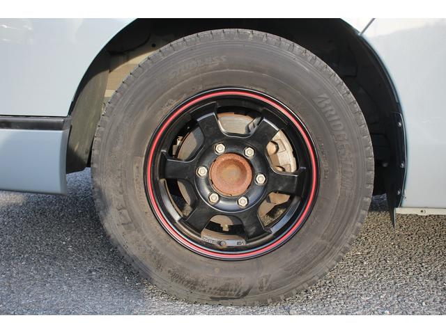 キャラバン ＳロングＥＸ　禁煙車　１オーナー　純正ナビ　アラウンドビューモニター　地デジ　衝突軽減　両側スライドドア　１５インチＡＷ　ＬＥＤヘットライト　マニュアルモード付き　Ｂｌｕｅｔｏｏｔｈ接続（17枚目）