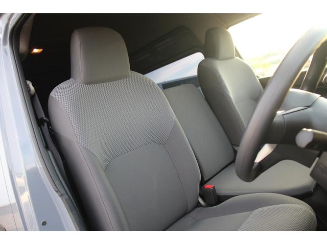 キャラバン ＳロングＥＸ　禁煙車　１オーナー　純正ナビ　アラウンドビューモニター　地デジ　衝突軽減　両側スライドドア　１５インチＡＷ　ＬＥＤヘットライト　マニュアルモード付き　Ｂｌｕｅｔｏｏｔｈ接続（28枚目）