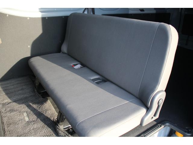 キャラバン ＳロングＥＸ　禁煙車　１オーナー　純正ナビ　アラウンドビューモニター　地デジ　衝突軽減　両側スライドドア　１５インチＡＷ　ＬＥＤヘットライト　マニュアルモード付き　Ｂｌｕｅｔｏｏｔｈ接続（33枚目）