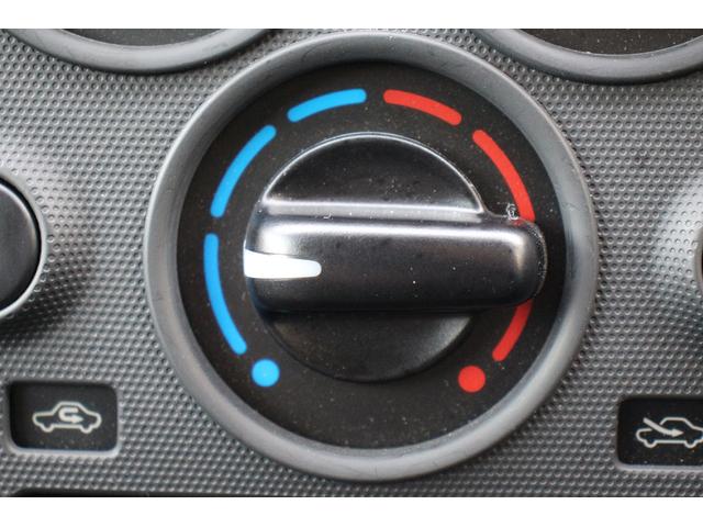 キャラバン ＳロングＥＸ　禁煙車　１オーナー　純正ナビ　アラウンドビューモニター　地デジ　衝突軽減　両側スライドドア　１５インチＡＷ　ＬＥＤヘットライト　マニュアルモード付き　Ｂｌｕｅｔｏｏｔｈ接続（45枚目）