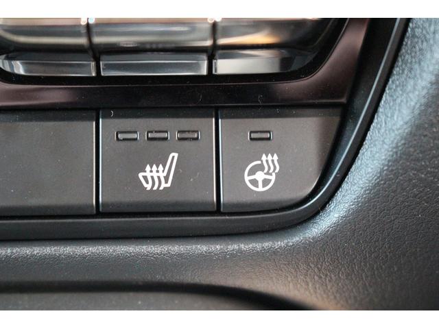 CX-60 25S Lパッケージ 禁煙車 純正ナビ 全周囲カメラ 地デジ レーダークルーズコントロール 温熱赤革 電動リアゲート 衝突軽減ブレーキ Applecarplay レーンキープアシスト ステアリングヒーター(6枚目)