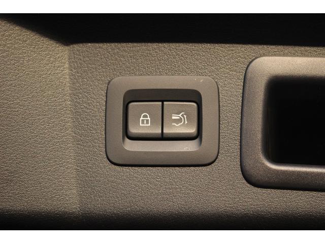 CX-60 25S Lパッケージ 禁煙車 純正ナビ 全周囲カメラ 地デジ レーダークルーズコントロール 温熱赤革 電動リアゲート 衝突軽減ブレーキ Applecarplay レーンキープアシスト ステアリングヒーター(8枚目)