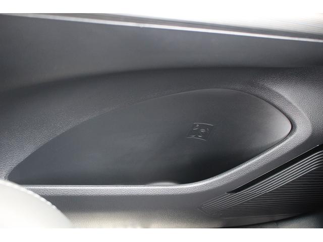 ハリアーハイブリッド Ｇ　後期型　ブラックハーフレザー　純正１２．３型ナビ　電動リアゲート　デジタルインナーミラー　地デジ　純正１８インチアルミホイール　ＥＴＣ２．０　バックカメラ　クリアランスソナー　ＬＥＤヘッドライト（70枚目）