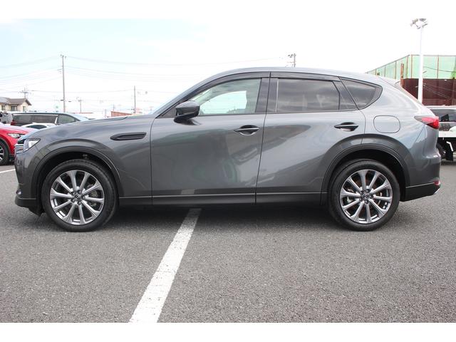 CX-60 XD Lパッケージ 禁煙車 純正ナビ 全周囲カメラ BOSEサウンド ALPINE後席モニター 温熱黒革 パワーシート 電動Rゲート レーダークルーズコントロール 衝突軽減ブレーキ ETC LEDヘッドライト キーレス(5枚目)