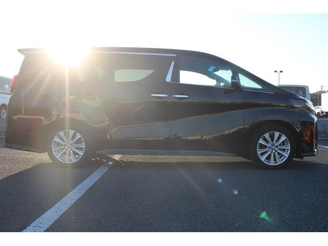 アルファード 2.5S Aパッケージ 後期型 禁煙車 後席モニター 純正10型ナビ フルセグTV 純正18アルミホイール 両側電動スライドドア ETC2.0 バックカメラ クルーズコントロール レーンキープアシスト LEDヘッドライト(20枚目)