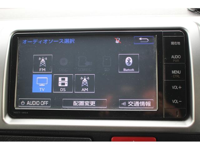 ハイエースバン 4型モデル 禁煙車 純正ナビ フルセグTV LEDヘッドライト ETC スマートキープッシュスタート 100V充電 電動格納ドアミラー Bluetooth接続可 CD.DVD再生可(4枚目)
