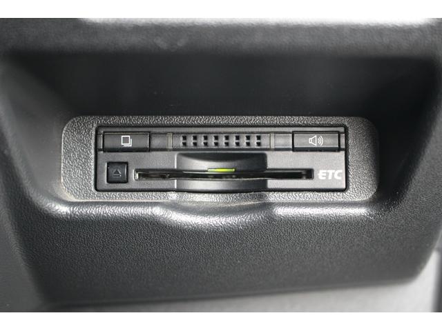 ハイエースバン 4型モデル 禁煙車 純正ナビ フルセグTV LEDヘッドライト ETC スマートキープッシュスタート 100V充電 電動格納ドアミラー Bluetooth接続可 CD.DVD再生可(5枚目)