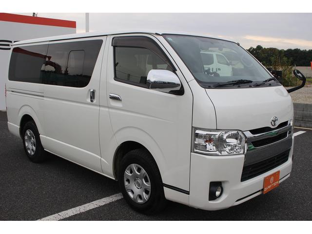 ハイエースバン 4型モデル 禁煙車 純正ナビ フルセグTV LEDヘッドライト ETC スマートキープッシュスタート 100V充電 電動格納ドアミラー Bluetooth接続可 CD.DVD再生可(9枚目)