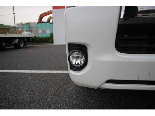 ハイエースバン 4型モデル 禁煙車 純正ナビ フルセグTV LEDヘッドライト ETC スマートキープッシュスタート 100V充電 電動格納ドアミラー Bluetooth接続可 CD.DVD再生可(23枚目)