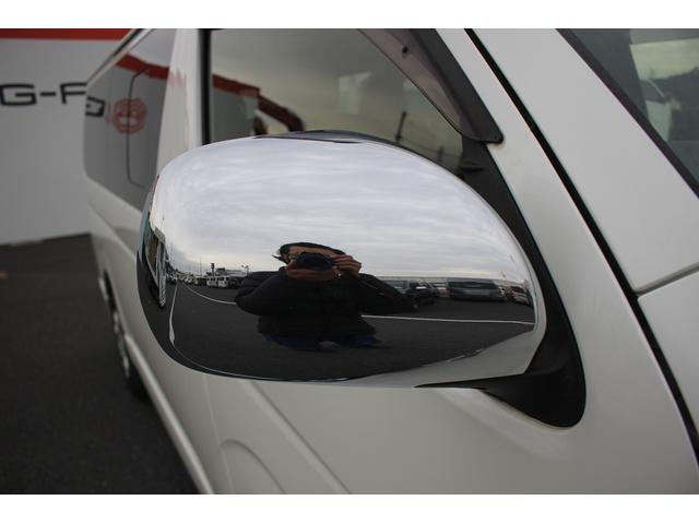 ハイエースバン 4型モデル 禁煙車 純正ナビ フルセグTV LEDヘッドライト ETC スマートキープッシュスタート 100V充電 電動格納ドアミラー Bluetooth接続可 CD.DVD再生可(29枚目)