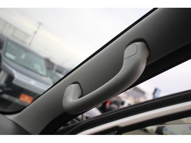 ハイエースバン 4型モデル 禁煙車 純正ナビ フルセグTV LEDヘッドライト ETC スマートキープッシュスタート 100V充電 電動格納ドアミラー Bluetooth接続可 CD.DVD再生可(65枚目)