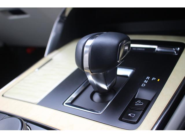 CX-60 XD-ハイブリッド プレミアムモダン 禁煙車 フルセグTV サンルーフ 全周囲カメラ BOSEサウンド レーダークルーズコントロール 白革シート ETC シートヒーター シートクーラー 電動リアゲート 衝突軽減ブレーキ(7枚目)