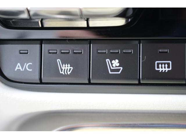 CX-60 XD-ハイブリッド プレミアムモダン 禁煙車 フルセグTV サンルーフ 全周囲カメラ BOSEサウンド レーダークルーズコントロール 白革シート ETC シートヒーター シートクーラー 電動リアゲート 衝突軽減ブレーキ(56枚目)