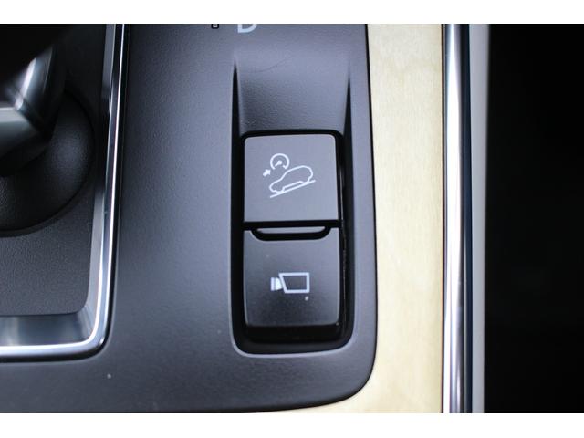 CX-60 XD-ハイブリッド プレミアムモダン 禁煙車 フルセグTV サンルーフ 全周囲カメラ BOSEサウンド レーダークルーズコントロール 白革シート ETC シートヒーター シートクーラー 電動リアゲート 衝突軽減ブレーキ(59枚目)