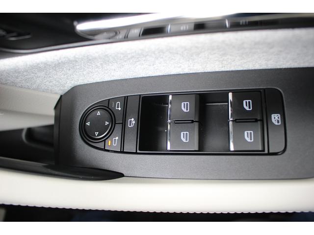 CX-60 XD-ハイブリッド プレミアムモダン 禁煙車 フルセグTV サンルーフ 全周囲カメラ BOSEサウンド レーダークルーズコントロール 白革シート ETC シートヒーター シートクーラー 電動リアゲート 衝突軽減ブレーキ(63枚目)