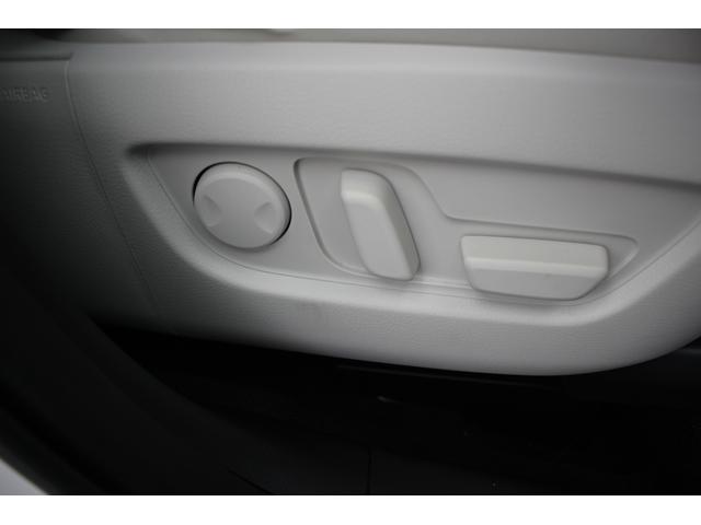 CX-60 XD-ハイブリッド プレミアムモダン 禁煙車 フルセグTV サンルーフ 全周囲カメラ BOSEサウンド レーダークルーズコントロール 白革シート ETC シートヒーター シートクーラー 電動リアゲート 衝突軽減ブレーキ(64枚目)