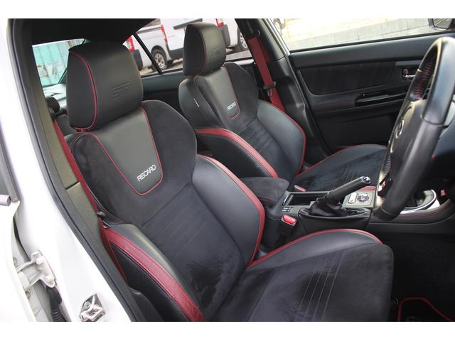 ＷＲＸ ＳＴＩ ＳＴＩ　タイプＳ　禁煙車　後期型　６ＭＴ　１オーナー　純正ナビ　フルセグＴＶ　ＲＥＣＡＲＤハーフレザーシート　ＥＴＣ　ＳＴＩエアロ　バックカメラ　パワーシート　純正１９インチアルミホイール　シートヒーター（34枚目）