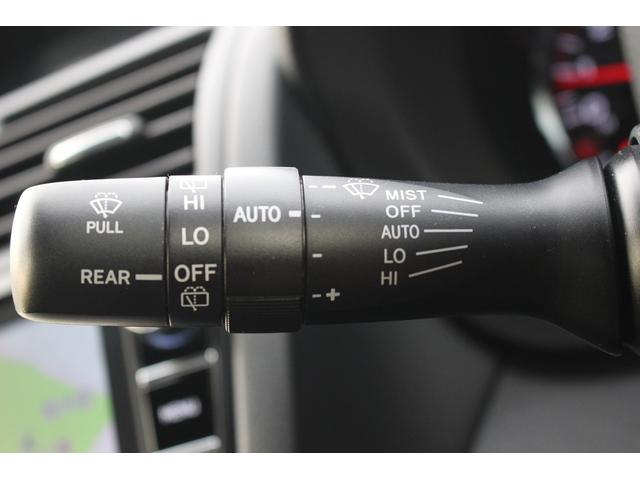 ＷＲＸ ＳＴＩ ＳＴＩ　タイプＳ　禁煙車　後期型　６ＭＴ　１オーナー　純正ナビ　フルセグＴＶ　ＲＥＣＡＲＤハーフレザーシート　ＥＴＣ　ＳＴＩエアロ　バックカメラ　パワーシート　純正１９インチアルミホイール　シートヒーター（56枚目）
